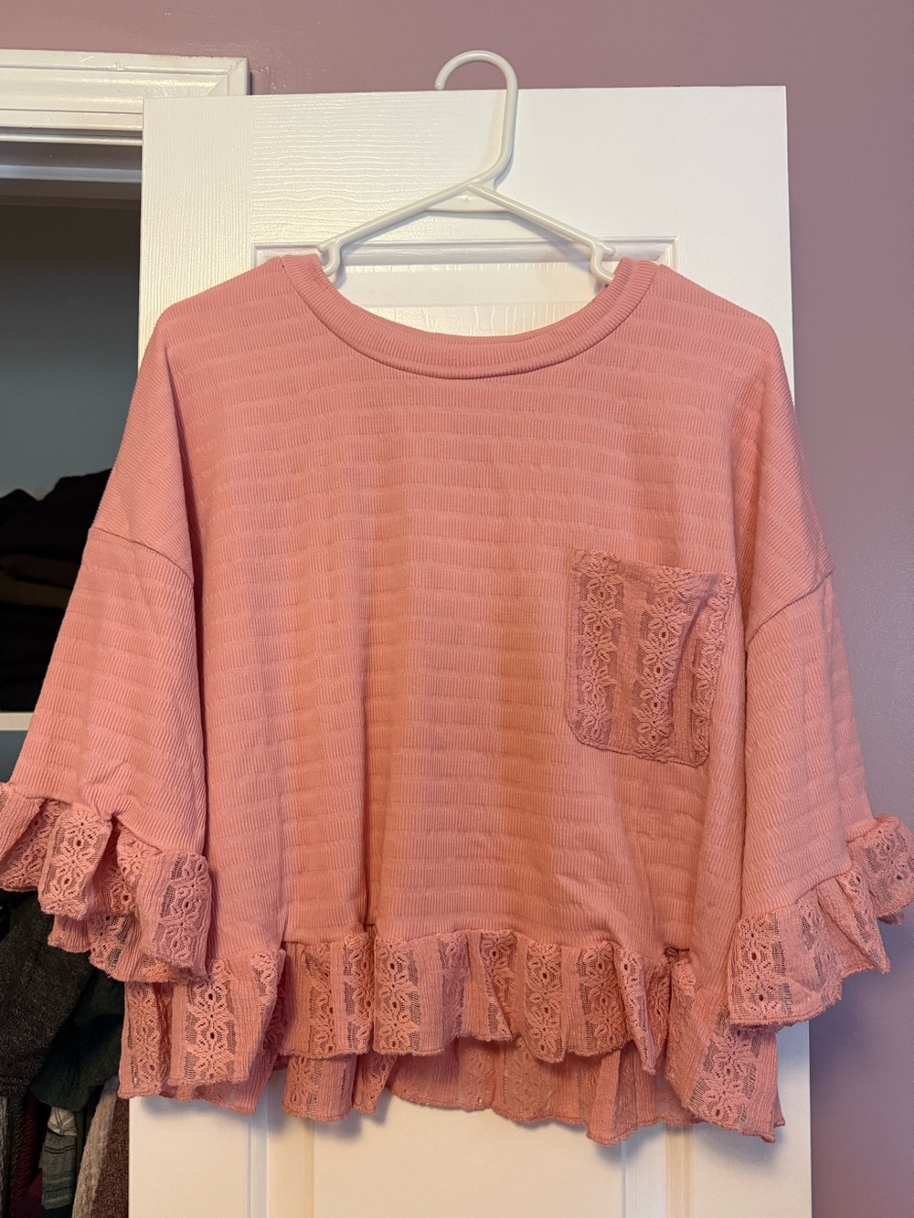 Women's Pink Ruffle Lace Pocket Top